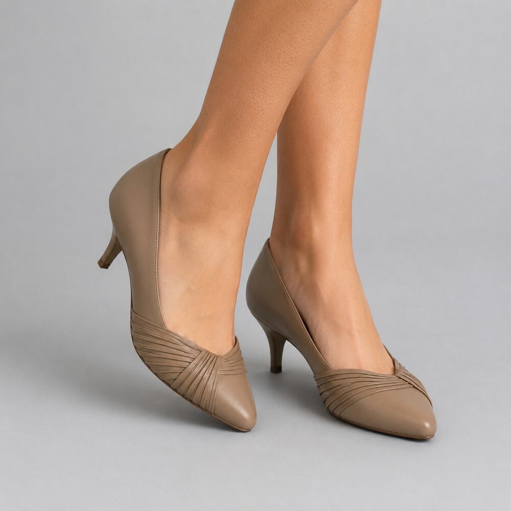 10Park Vintage Women’s Brown Pointed Toe Pumps Heels Size 6.5